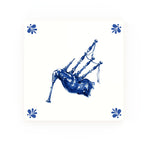 Bagpipes Delft blue decorative ceramic tile – Modern corner style