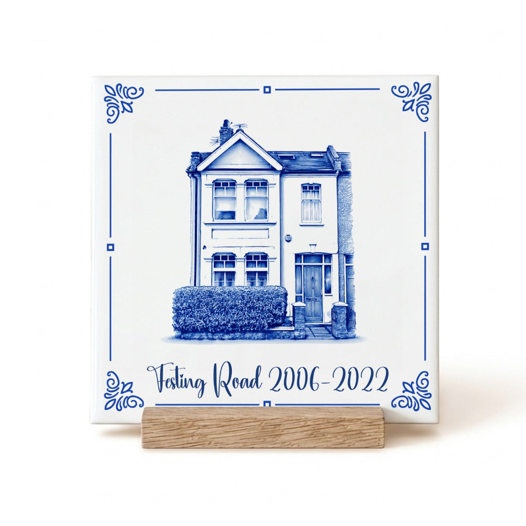 Custom home ceramic tile in Delft style made from a personalised house photo Main image